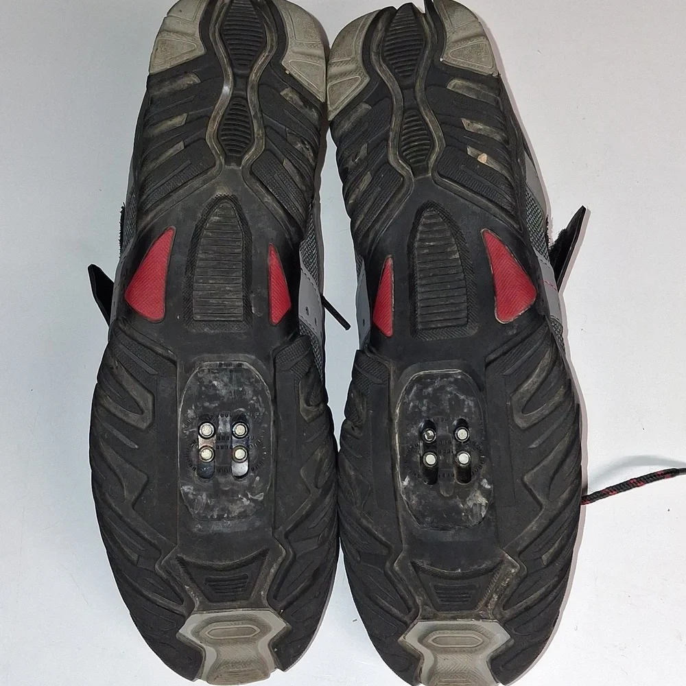 Shimano MTB Men's Cycling Shoes Gray & Red Size 44 (9.5) - Picture 4 of 7